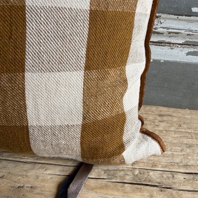 French French Linen Lumbar – Vichy Havane For Sale - Image 3 of 6