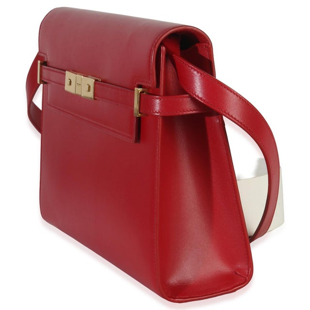 Item #: 152174 Features Interior: One slip pocket Dimensions: 11 x 8 x 3 in Handbag Closure Type: Magnetic Snap Strap...