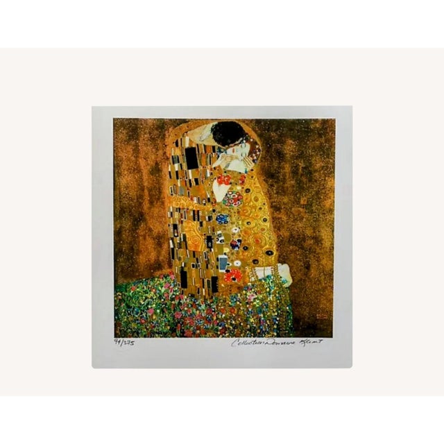 Famous lithogragh Klimt Kiss. Signed numbered.