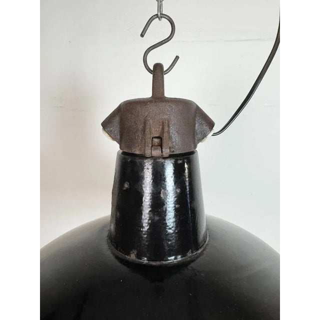 Mid-Century Modern Industrial Black Enamel Factory Lamp with Cast Iron Top from Elektrosvit, 1950s For Sale - Image 3 of 18