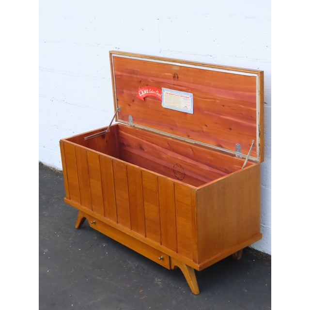 Brown Lane Mid Century Modern Cedar Chest Blanket Trunk Bench With a Drawer 6587 For Sale - Image 8 of 16