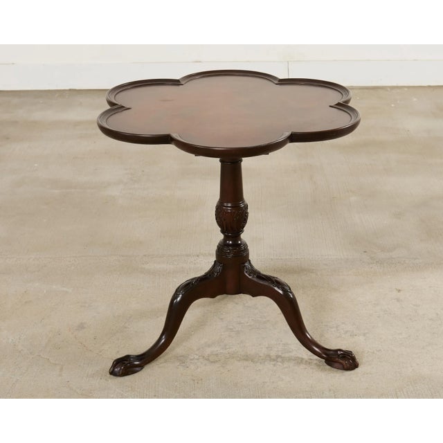 Traditional English Georgian Style Clover Leaf Flip-Top Table For Sale - Image 3 of 17