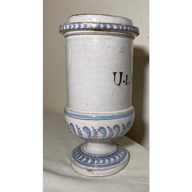 Byzantine Rare Antique 18th Century Handmade U Laurinum Apothecary Pottery Drug Store Jar For Sale - Image 3 of 15