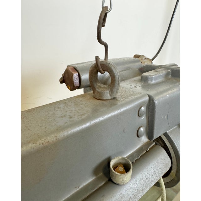 Industrial Grey Hanging Tube Light from Elektrosvit, 1970s For Sale - Image 10 of 18
