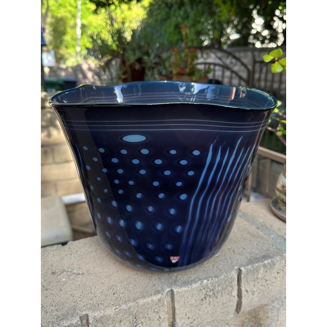Large Signed 1993 Gunnar Cyrén for Orrefors Cobalt Blue Handkerchief Art Glass Centerpiece Bowl For Sale - Image 10 of 15