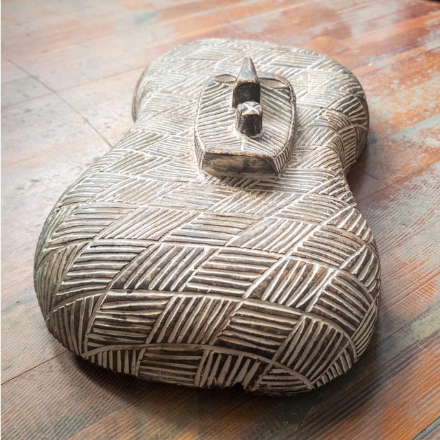 20th Century African Carved Songye Decorative Wall Sculpture For Sale In New York - Image 6 of 11