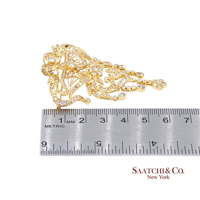 Gold 18k (750) Yellow Gold Natural Diamond Convertible Pendant and Brooch For Sale - Image 8 of 9