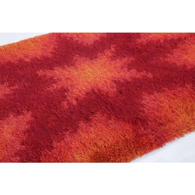 Rug & Kilim Vintage Swedish Rya Rug, Radiant Orange and Red Star Motif - Rug & Kilim For Sale - Image 4 of 8