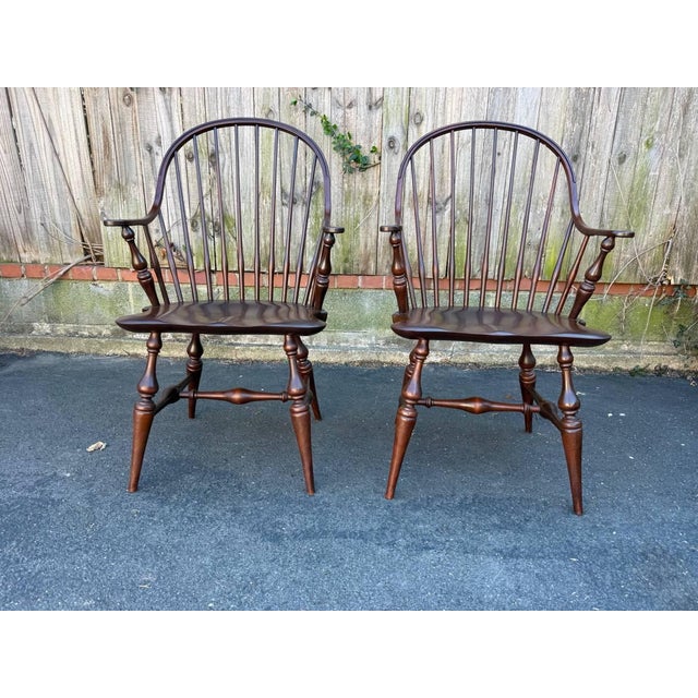Late 20th Century Set of 4 Early American Style Comback Windsor Chairs For Sale - Image 5 of 16