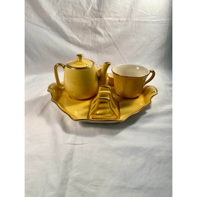 This "Countess" pattern is a classic example of Royal Winton artistry. Breakfast sets like this were popular during the...