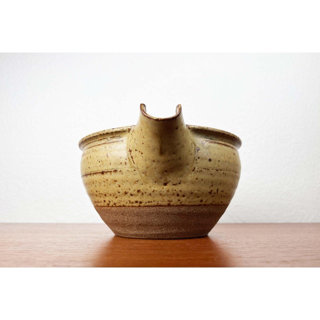 Mid-Century Modern British Studio Pottery Bowl by Richard Batterham, 1960s, in Very Good conditions. Designed 1960 to 1969...