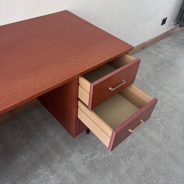 Desk in Mahogany For Sale - Image 4 of 7