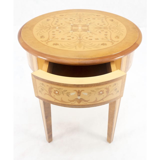 Traditional Round 20" in Diameter Inlayed One Drawer Burl Wood Tapered Legs Stand End Table For Sale - Image 3 of 8