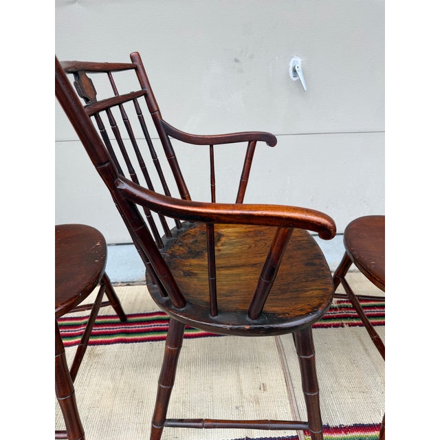 A Very Rare Set of 4 Inlaid Birdcage and Butterfly Windsor Chairs, Philadelphia, Circa 1810's For Sale - Image 4 of 12