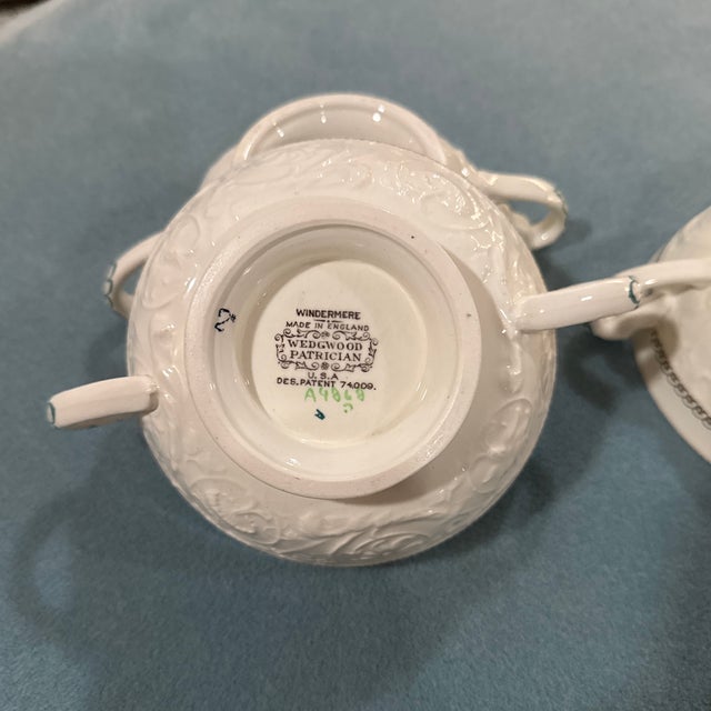 Early 20th Century Wedgwood Windermere Patrician Pattern Handled Soup Bowl - Set of 4 For Sale In Palm Springs - Image 6 of 7