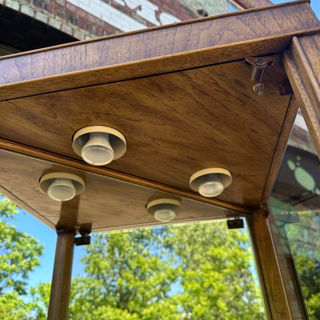 Drexel Preface Glass Mirror Display Cabinet For Sale In Cleveland - Image 6 of 12