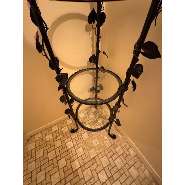 Mid 20th Century Hollywood Regency Wrought Iron 3-Tier Étagère With Ivy Vine Motif For Sale - Image 4 of 6