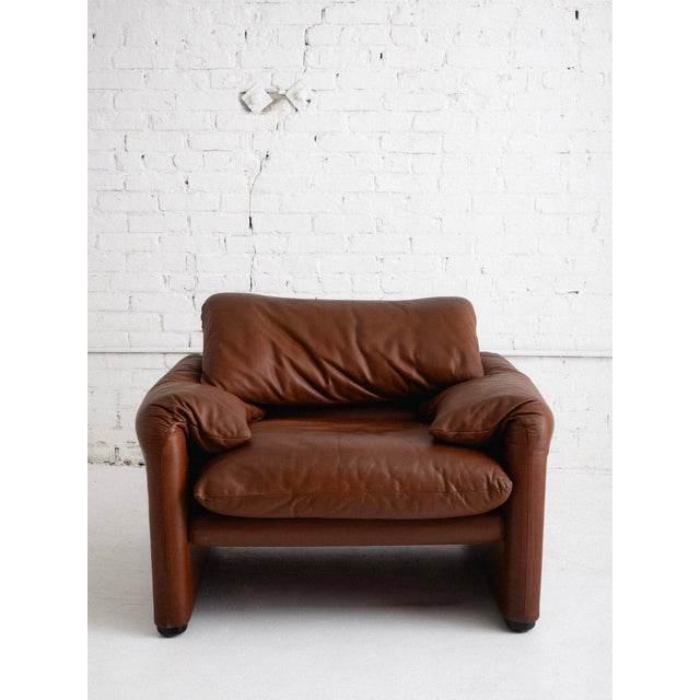Mid-Century Modern "Maralunga" Lounge Chair by Vico Magistretti for Cassina For Sale - Image 3 of 11
