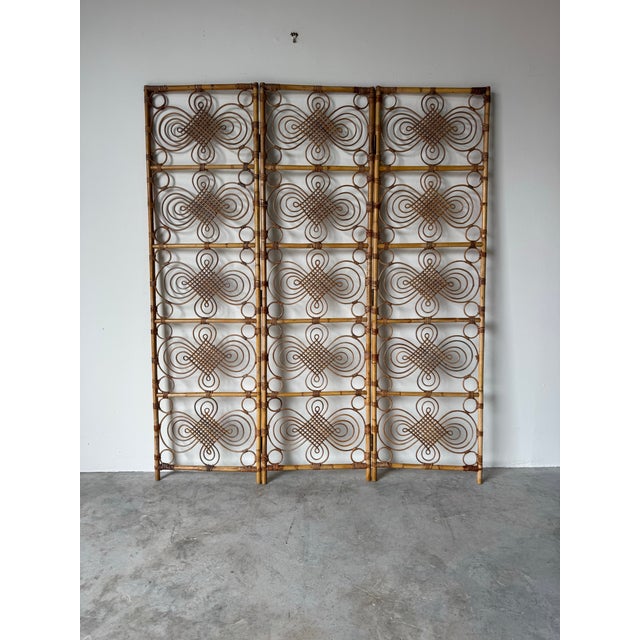 1970s 1970’s Vintage Coastal Bamboo & Rattan Three-Panel Folding Screen For Sale - Image 5 of 12