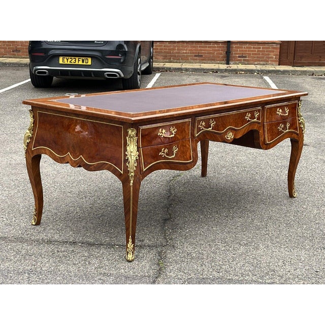 Presidential Desk, Inlaid Kingswood with Brass Decoration, Very Impressive. All drawers run smoothly. Looks beautiful...