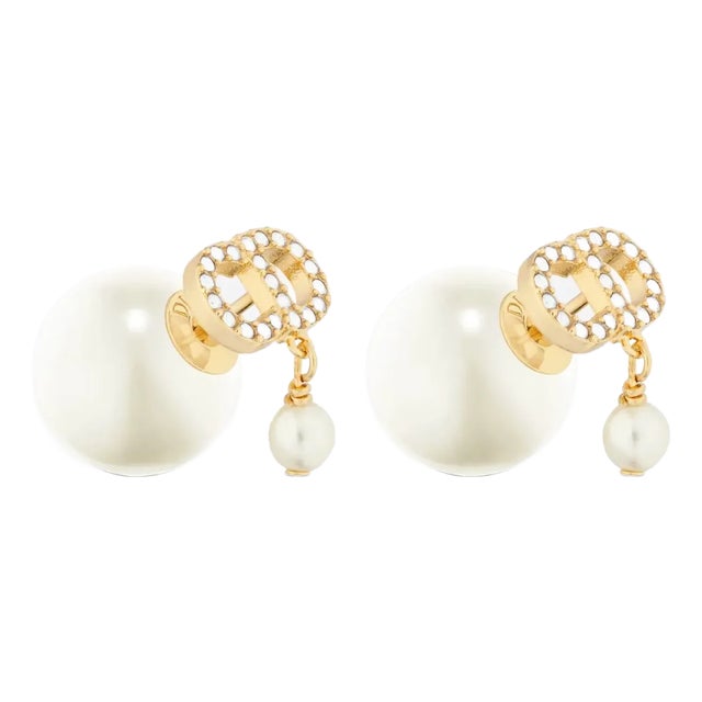 Dior☆CRYSTAL DIOR TRIBALES GOLD-FINISH PENDANT EARRINGS Dior Tribales Earrings Gold-Finish Metal with White Resin