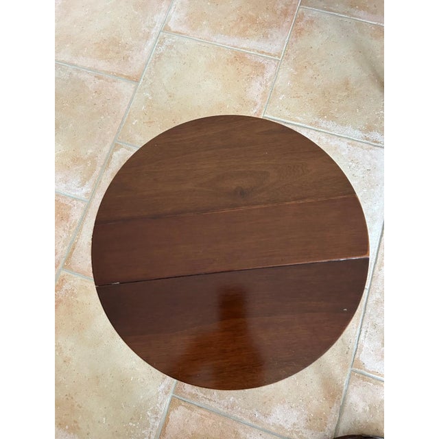 Wood Vintage Italian-Style Nesting Tables 1960s – Set of 3 For Sale - Image 7 of 8