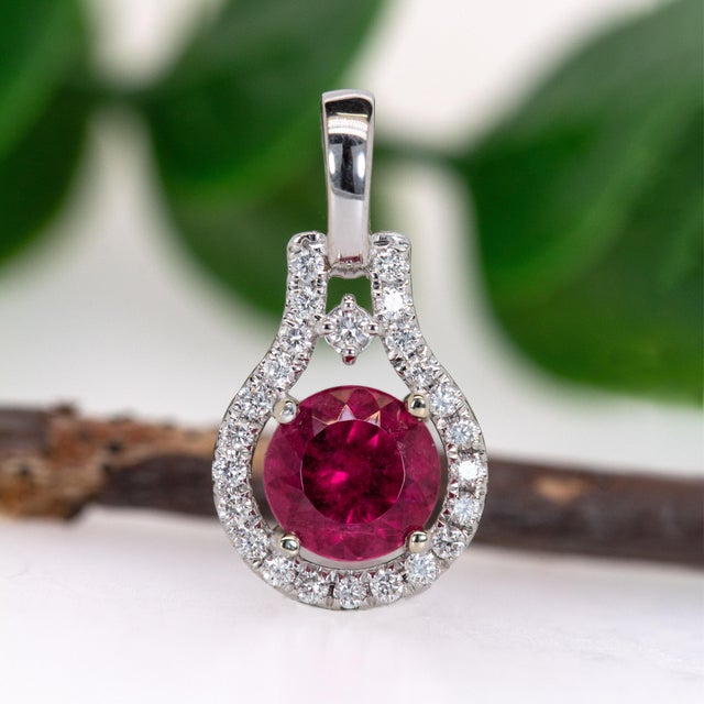 Art Deco 6mm, 1ct Rubellite Tourmaline Pendant W Natural Diamond Halo in Solid 14k Gold For Sale - Image 3 of 8