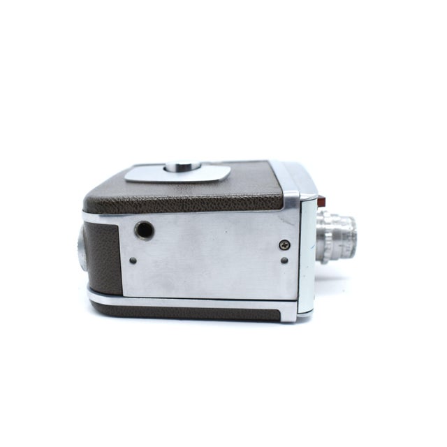 Brown Vintage 1950s Cine Kodak Medallion 8mm Movie Camera With Original Box For Sale - Image 8 of 12