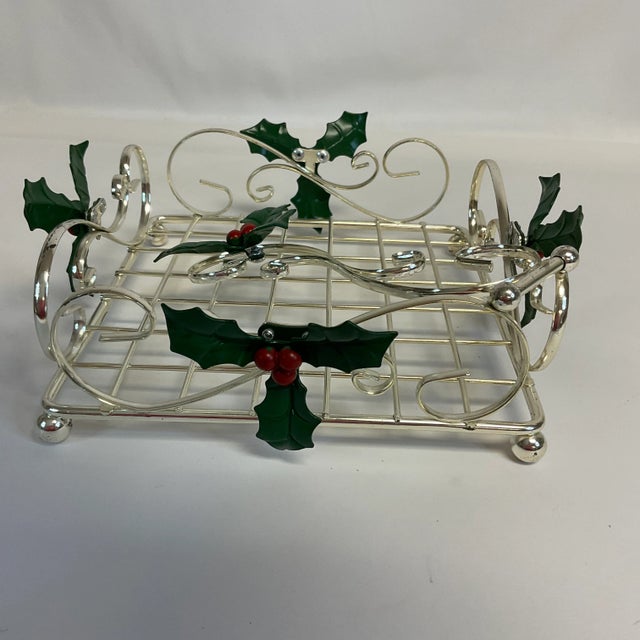 1980s Vintage Christmas Napkin Holder With Holly and Berry Motif. For Sale - Image 4 of 9