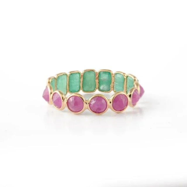 18k Yellow Gold Emerald Ruby Reversible Band Ring 7 ( All Sizes Available ) For Sale - Image 9 of 10