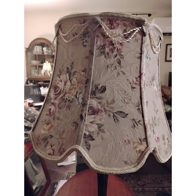 French Country Vintage Louis XVI Styled Lamp by Cheyenne For Sale - Image 3 of 7