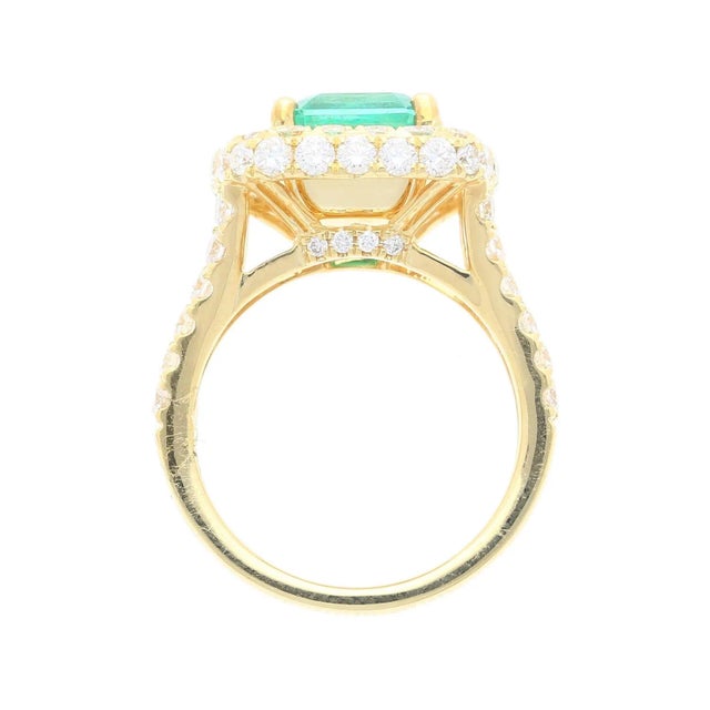 Grs Certified 2.66 Carat Minor Oil Colombian Emerald and Diamond Pave Ring For Sale - Image 4 of 9