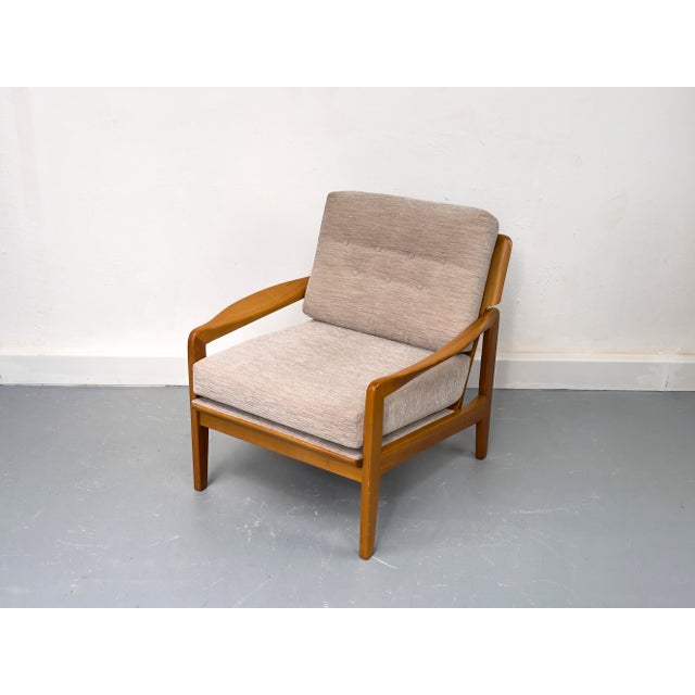 Mid-Century Modern Vintage Cherrywood Lounge Chairs, 1960s, Set of 2 For Sale - Image 3 of 18