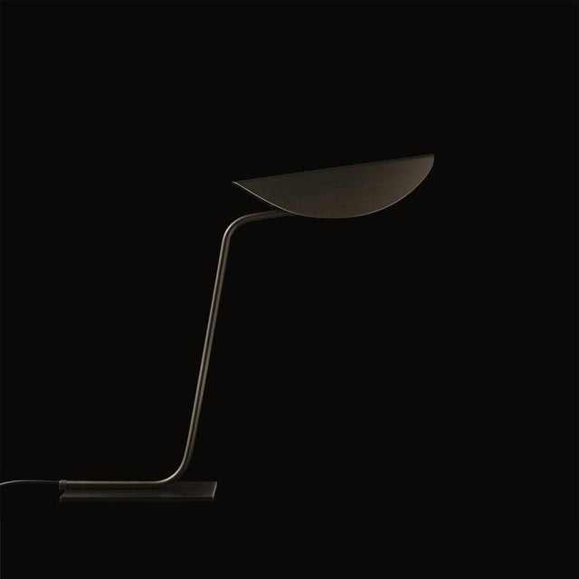 Plume Anodic Bronze & Black Metal Table Lamp by Christophe Pillet for Oluce For Sale - Image 10 of 14