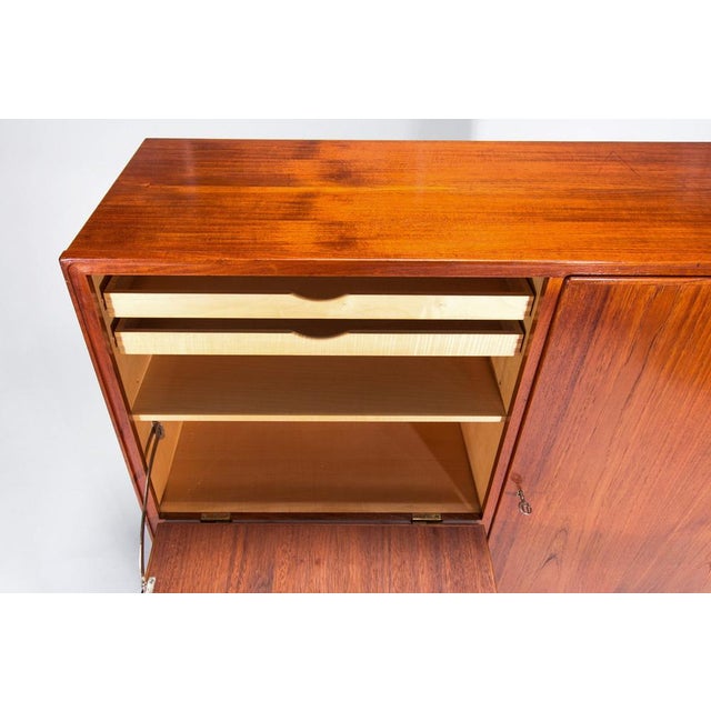 Mid-Century Modern Teak and Oak Sideboard Cabinet, 1950s For Sale - Image 4 of 9