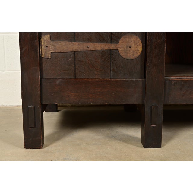 Imperial Furniture Grand Rapids Mission Oak Arts & Crafts Strap Hinge Eight-Leg Sideboard, Circa 1900 For Sale - Image 10 of 15