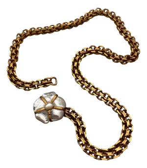 Chanel Chain Belt Camelia 2001 Paris