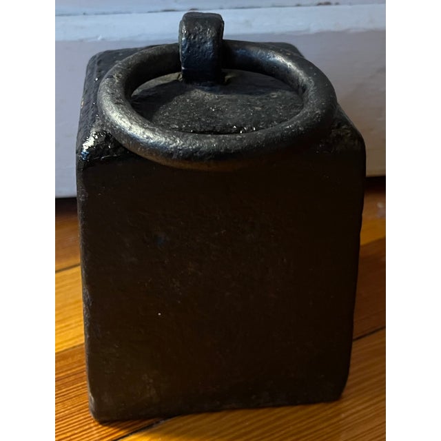 American Antique 19th Century American Cast Iron Carriage Wagon Sleigh Buggy Weight Horse Tether Hitching Post Doorstop For Sale - Image 3 of 10