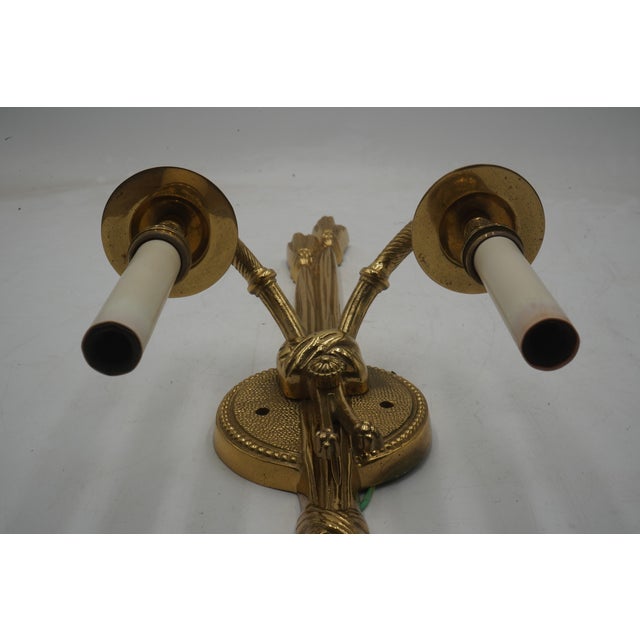 Neoclassical 1980s Pair of Decorative Crafts Electric Wall Sconces For Sale - Image 3 of 10