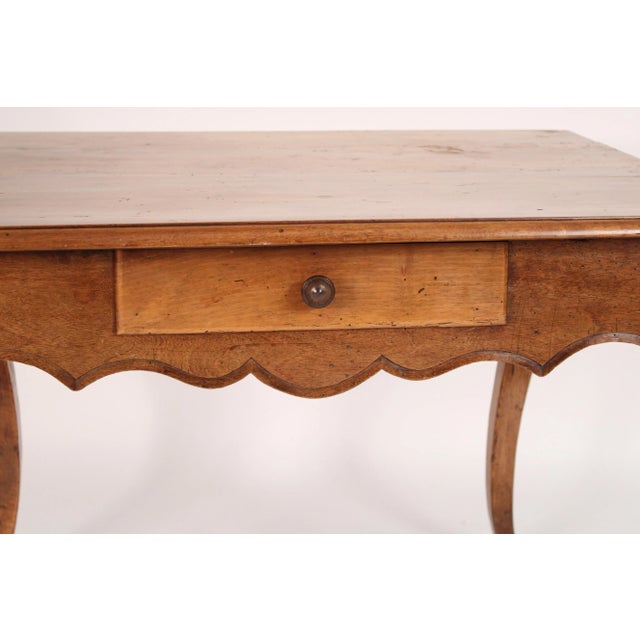 Wood 18th Century Louis XV Provincial Writing Table For Sale - Image 7 of 12