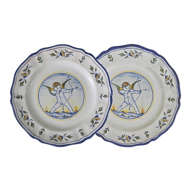 Italian Maiolica Cupid Plates Grazia Deruta for Bergdorf Goodman - A Pair For Sale