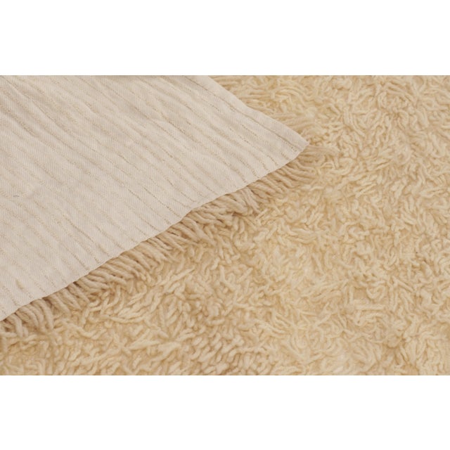 Cream Vintage Tulu Solid Rug With Tonal Shag Pile in Beige and Cream - Rug & Kilim For Sale - Image 8 of 8