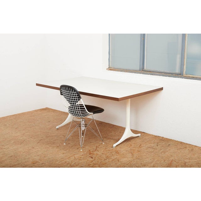 Model 5559 Pedestal Series Dining Table in White Coated Cast Aluminum and Resin with Walnut by George Nelson & Associates for Herman Miller, 1960 For Sale - Image 13 of 14