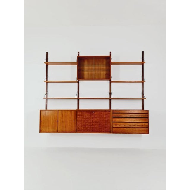 Large Mid-Century Danish Teak Wall Unit with 3 Cabinets and Showcase by Poul Cadovius for Cado, Denmark, 1960s For Sale - Image 18 of 18