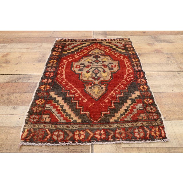 Textile Vintage Turkish Yastik Rug - 01'08 X 02'10 For Sale - Image 7 of 8