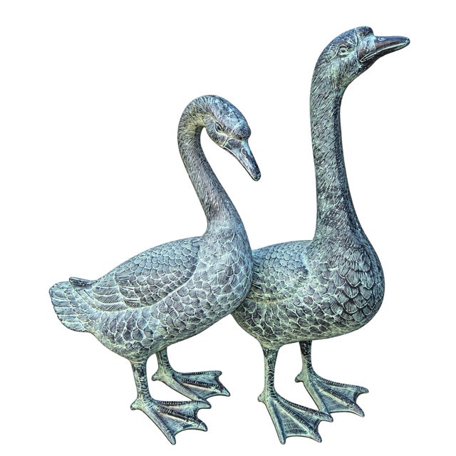 Figurative 1990s Pair of Life Size Garden Geese For Sale - Image 3 of 8