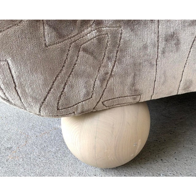 Caracole Mod Brutalist Taupe Velvet Bora Bora Club Chairs Pair For Sale In Atlanta - Image 6 of 8