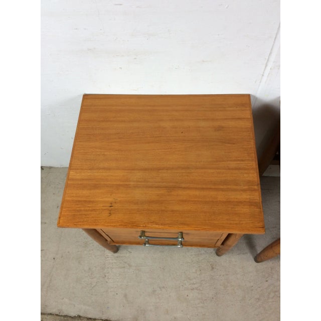 Drexel 1960s Pair Mid Century Modern Nightstands by Milo Baughman for Drexel For Sale - Image 4 of 12