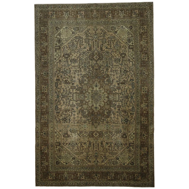 Vintage Middle Eastern Hand-Knotted Rug For Sale - Image 6 of 6