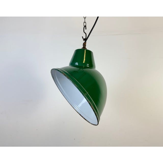 1960s Industrial Green Enamel Factory Pendant Lamp, 1960s For Sale - Image 5 of 16